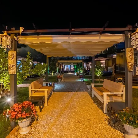 Camping Efe Tiny House *