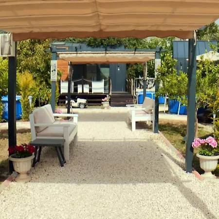 Efe Tiny House אתר קמפינג Serik